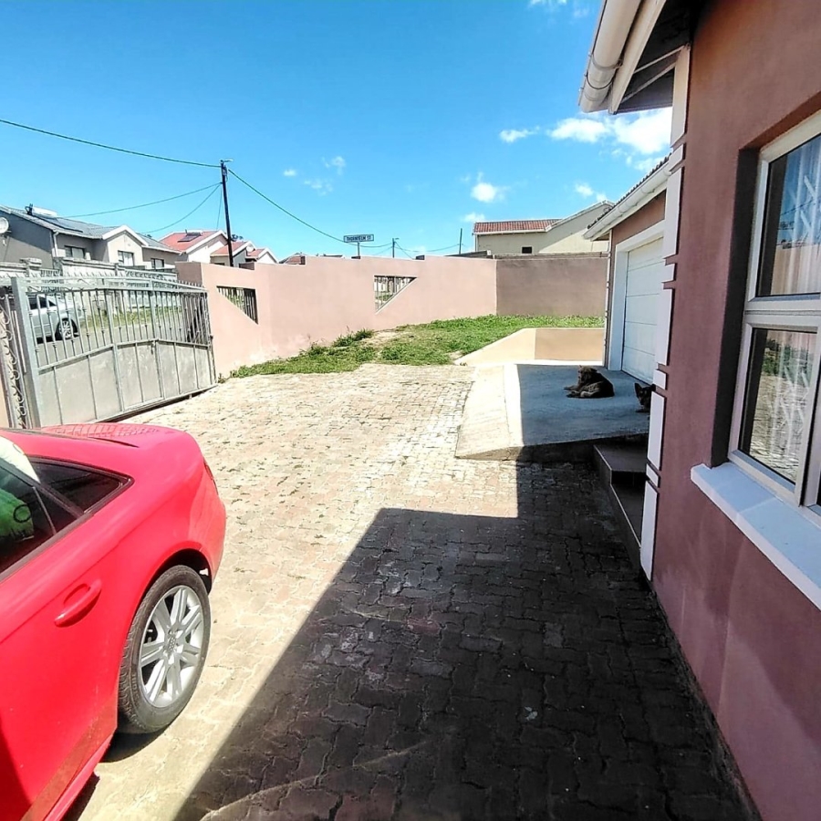 3 Bedroom Property for Sale in Haven Hills Eastern Cape